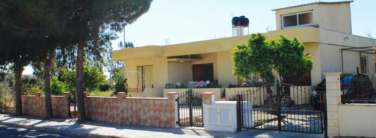 Ithaca Villa Larnaca Bagian luar foto