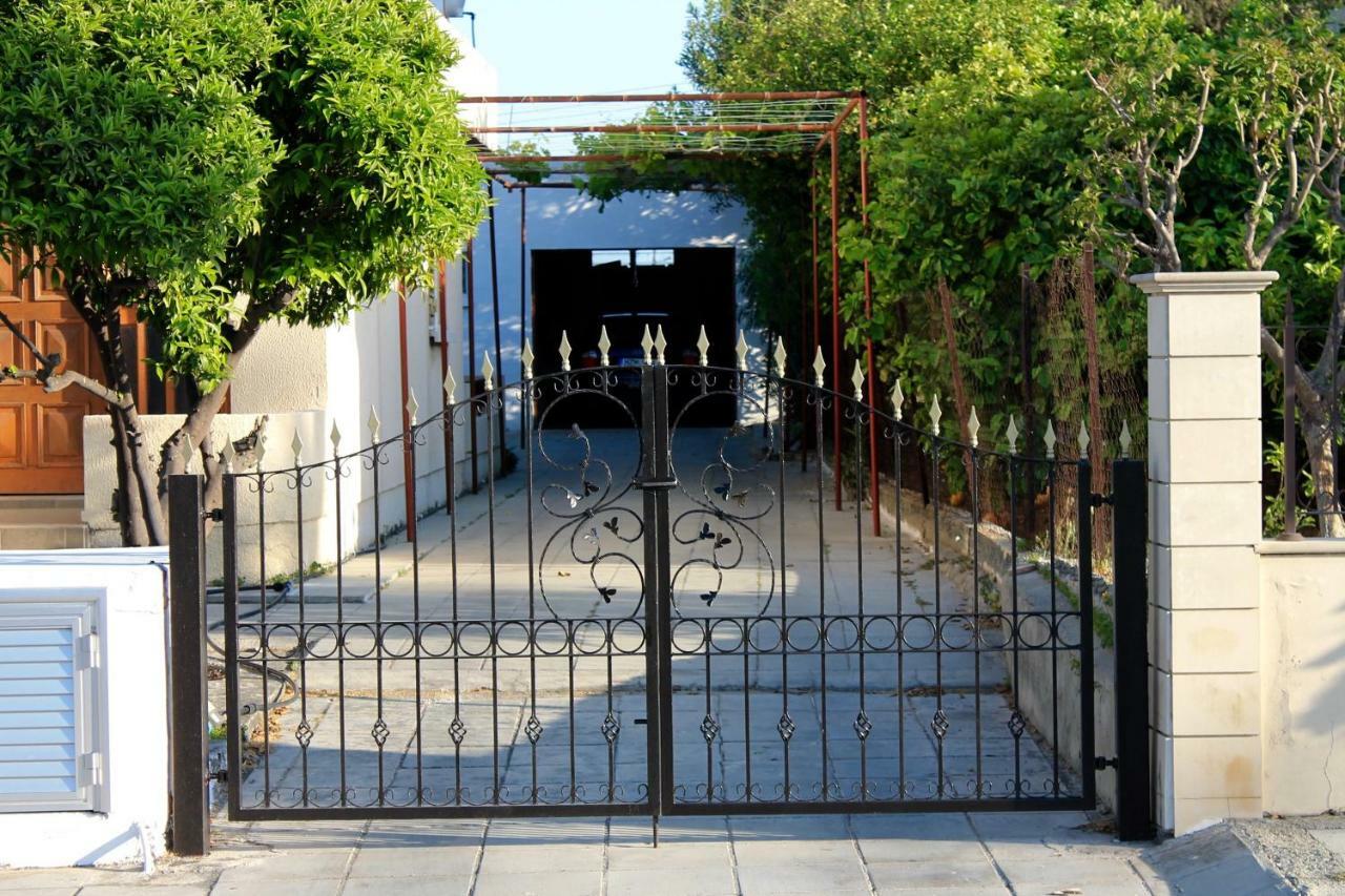 Ithaca Villa Larnaca Bagian luar foto
