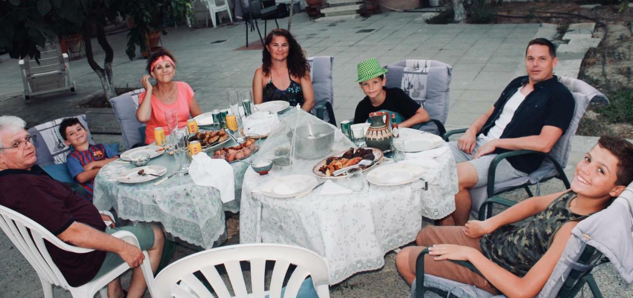 Ithaca Villa Larnaca Bagian luar foto
