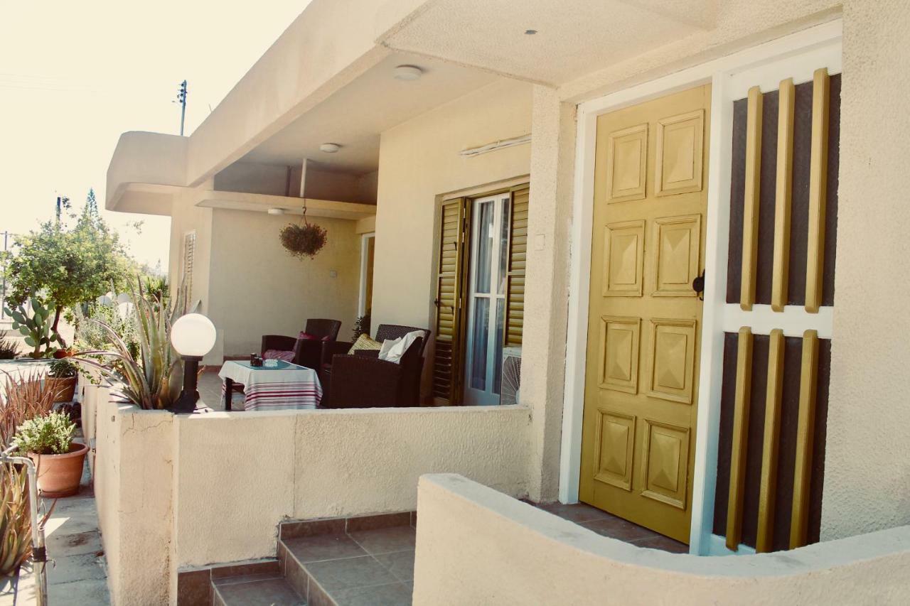 Ithaca Villa Larnaca Bagian luar foto